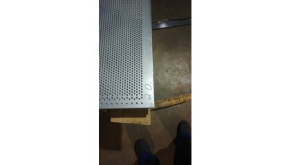 Лист перфорированный нержавеющий 1 мм Rv 5-8 AISI 430 фото лист перфорированный нержавеющий 1 мм Rv 5-8 AISI 430 купить в Кемерово