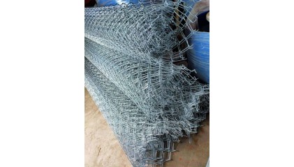 Сетка рабица оцинкованная 35x35 2 мм фото сетку рабицу оцинкованную 35x35 2 мм купить в Кемерово