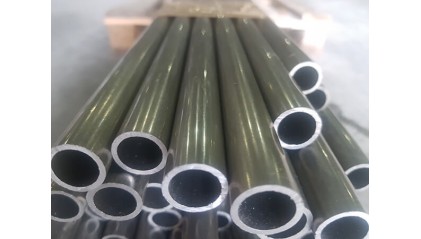 Труба стальная нефтепроводная 60x7 мм Ст20 фото трубу стальную нефтепроводную 60x7 мм Ст20 купить в Кемерово