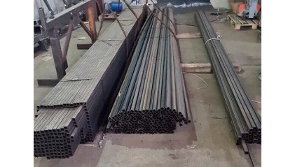 трубу профильную Б/Ш квадратную 140x140 5 мм Ст10 купить в Кемерово