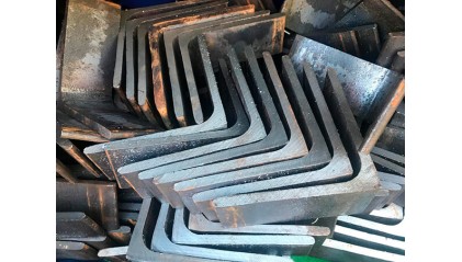 уголок стальной гнутый равнополочный 40x40x2,5 мм Ст3сп купить в Кемерово