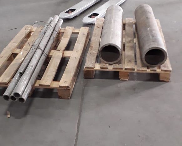 Труба нержавеющая бесшовная г/д 9x2 мм 12Х18Н10Т ГОСТ 9940-81 фото